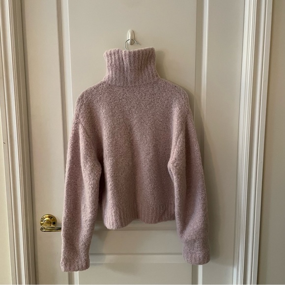 ARITZIA Wilfred Free Marilyn Sweater - Picture 4 of 4